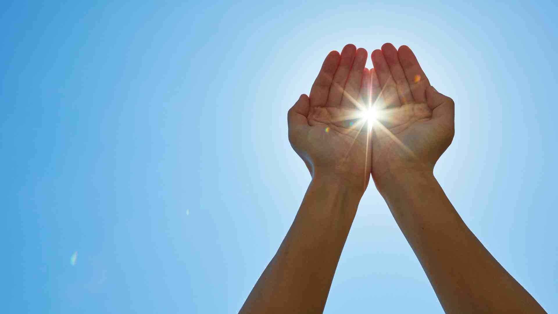 Ánh sáng của sự nhận thức và cảm thức "đủ"